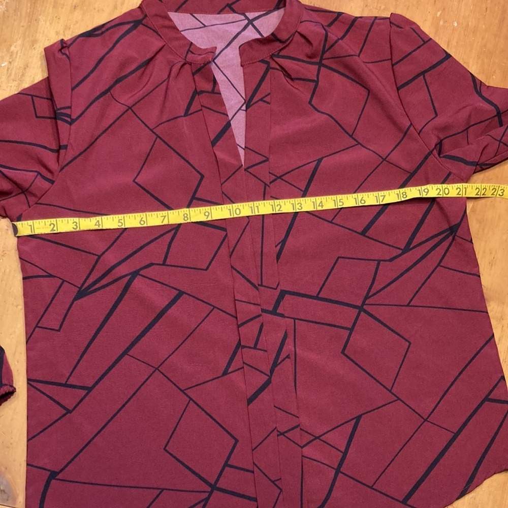 SHEIN Burgundy Lagenlook Geometric Print Split Neck Blouse Size L Casual Chic - Picture 4 of 6